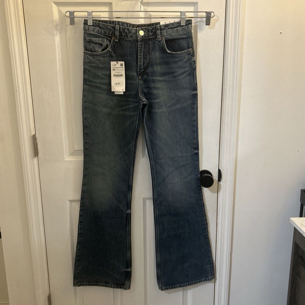 ZARA Flare Jeans Low Rise Blue Women’s Size 8 Regular Length Denim NWT